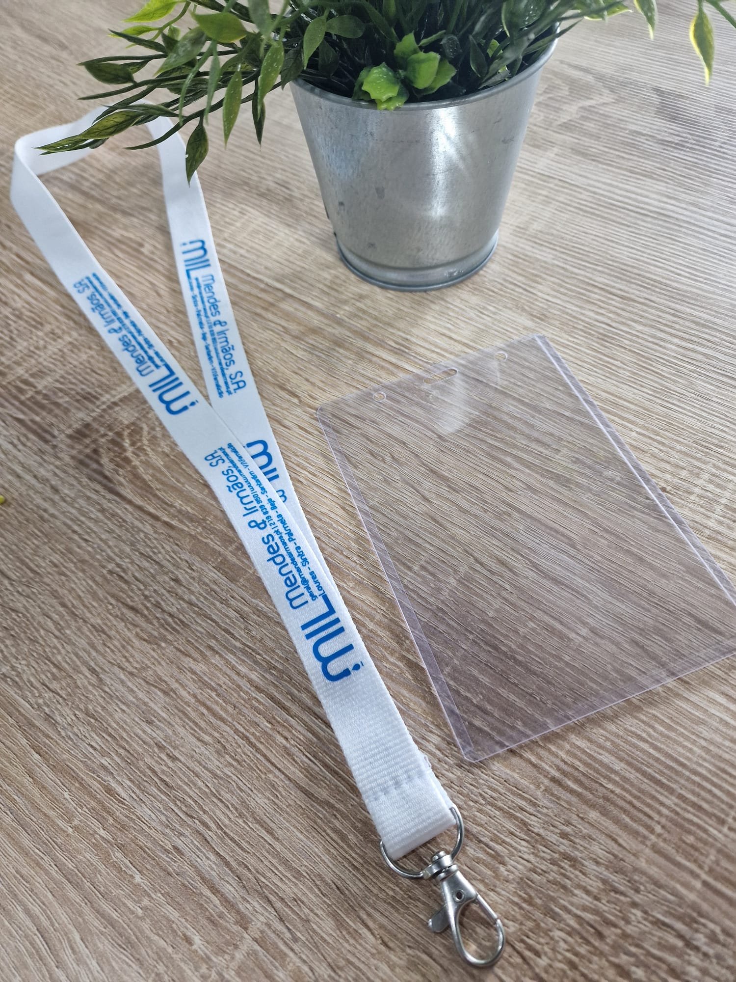 Materiais de merchandising entregues a participantes de evento corporativo — Turnip Portugal, 2025