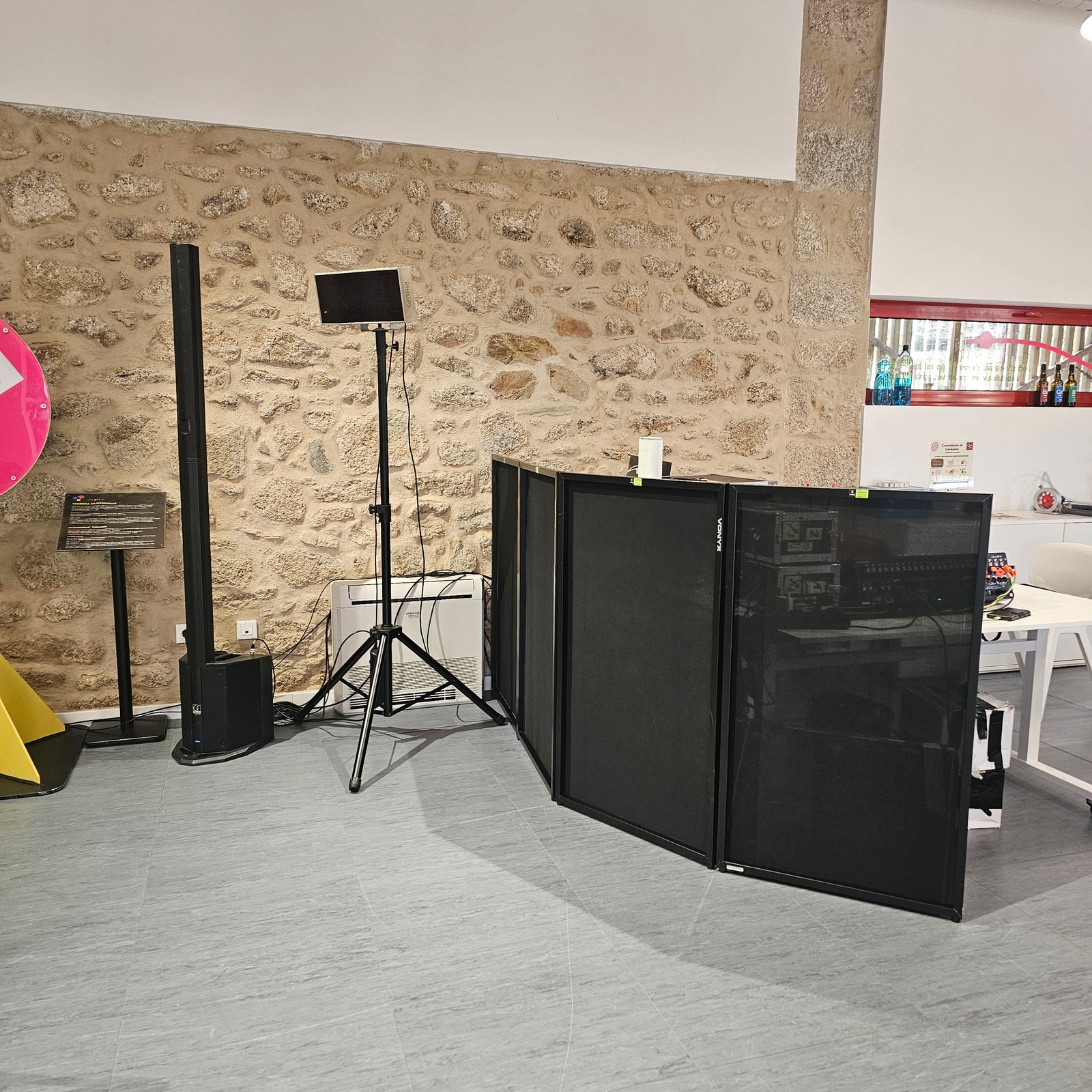 Conferência da CM Fundão na Quinta da Ciência Viva — AV, equipamento de tradução e tradução simultânea remota — Turnip Portugal