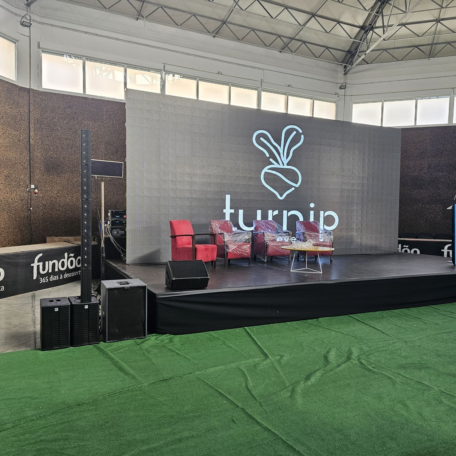 Enhancing intermunicipal cooperation for Sustainable Urban Development – Equipamento de luz, áudio, vídeo e interpretação remota em 4 salas — imagem 26