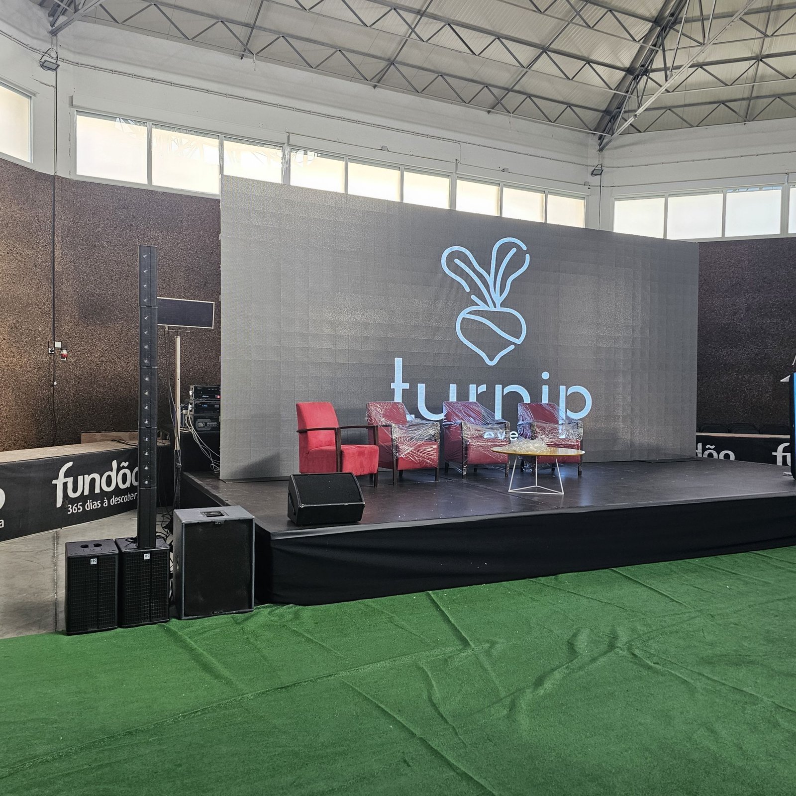 Enhancing intermunicipal cooperation for Sustainable Urban Development – Equipamento de luz, áudio, vídeo e interpretação remota em 4 salas — imagem 30