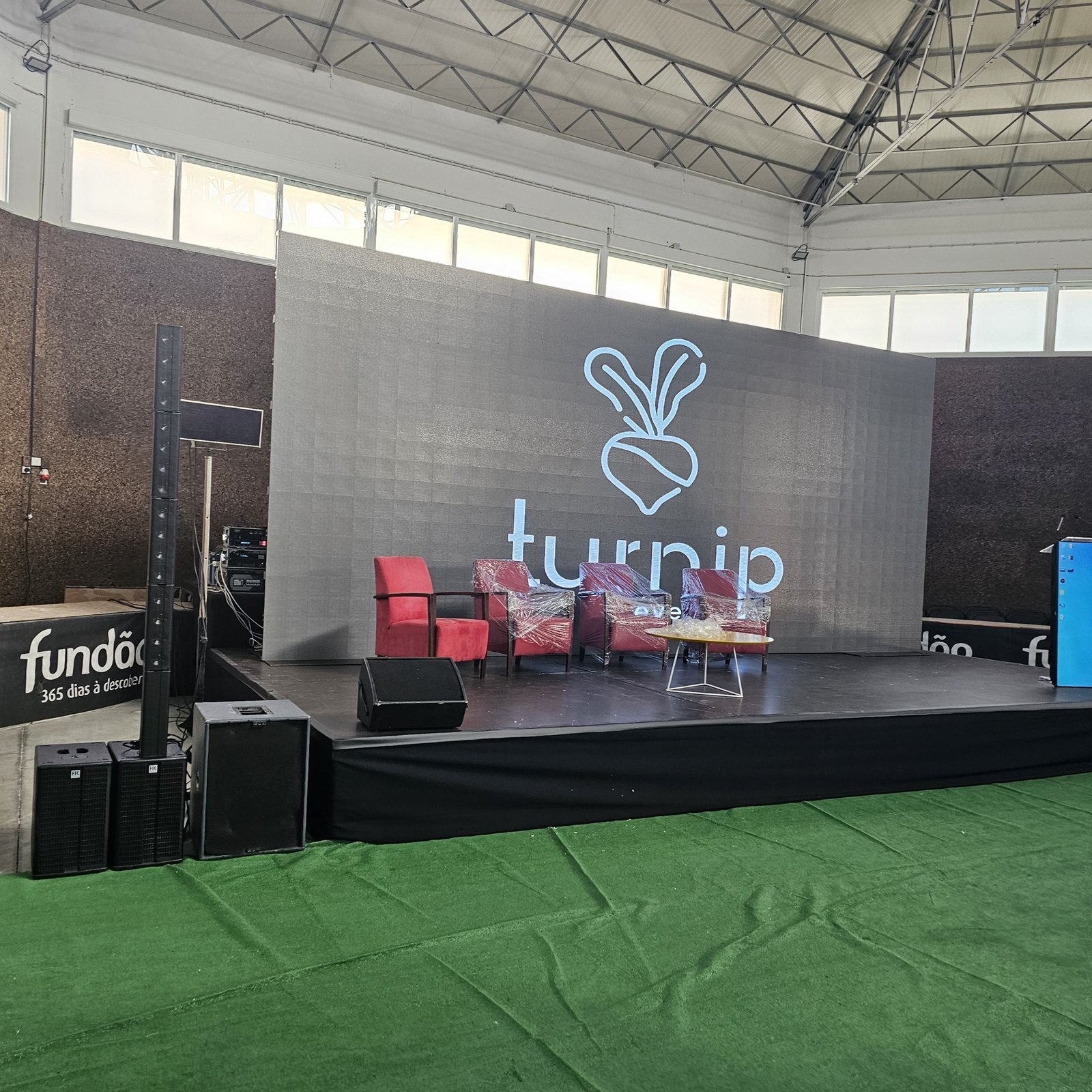Enhancing intermunicipal cooperation for Sustainable Urban Development – Equipamento de luz, áudio, vídeo e interpretação remota em 4 salas — imagem 32