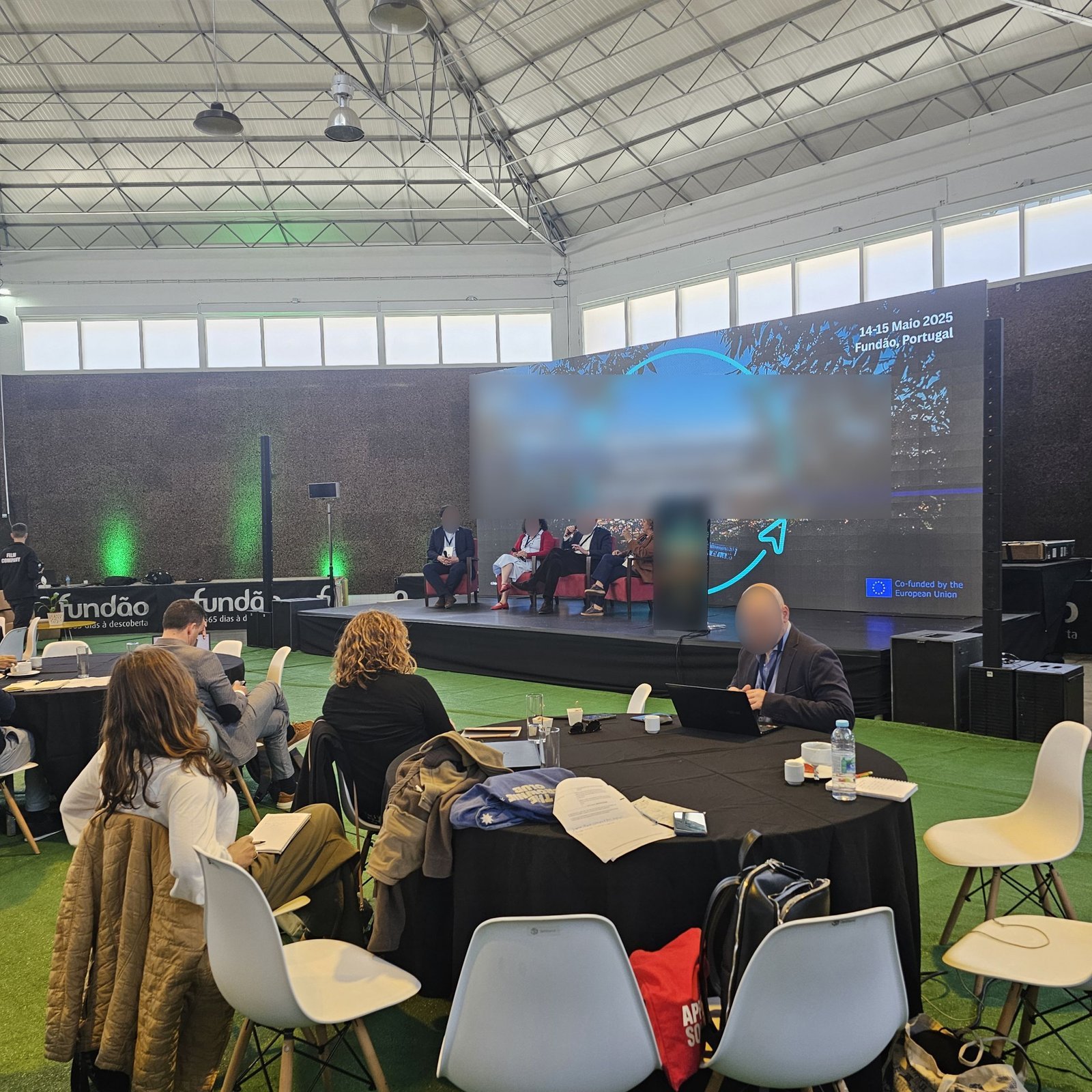 Enhancing intermunicipal cooperation for Sustainable Urban Development – Equipamento de luz, áudio, vídeo e interpretação remota em 4 salas — imagem 38