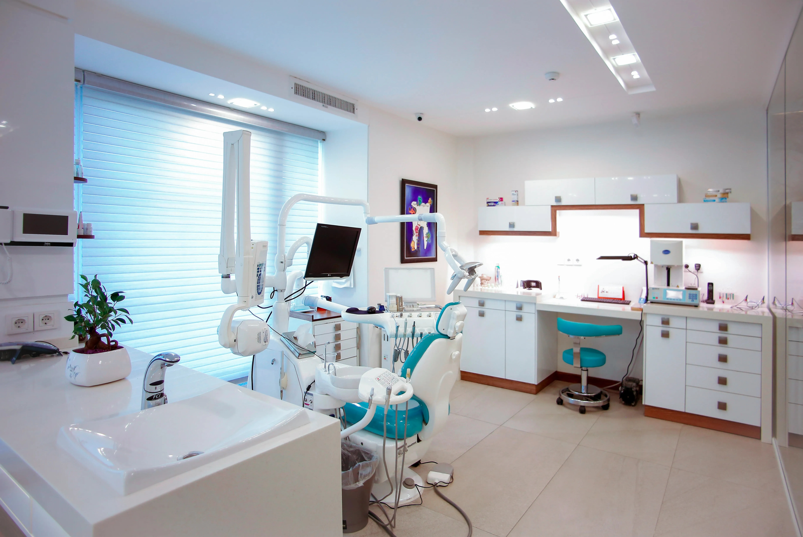 Interpretação de acompanhamento de paciente em cirurgia dentária — Interpretação consecutiva — Turnip Portugal