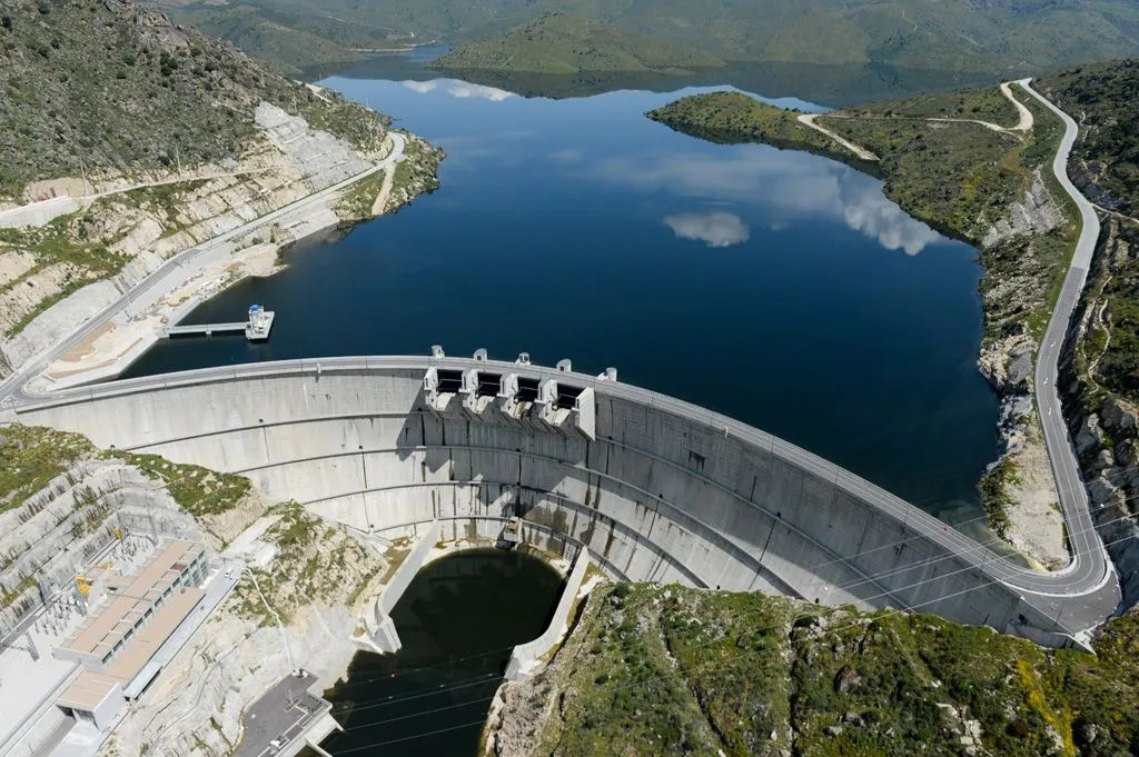 Reunião de sindicatos do setor energético — Interpretação simultânea, áudio, equipamento — Turnip Portugal
