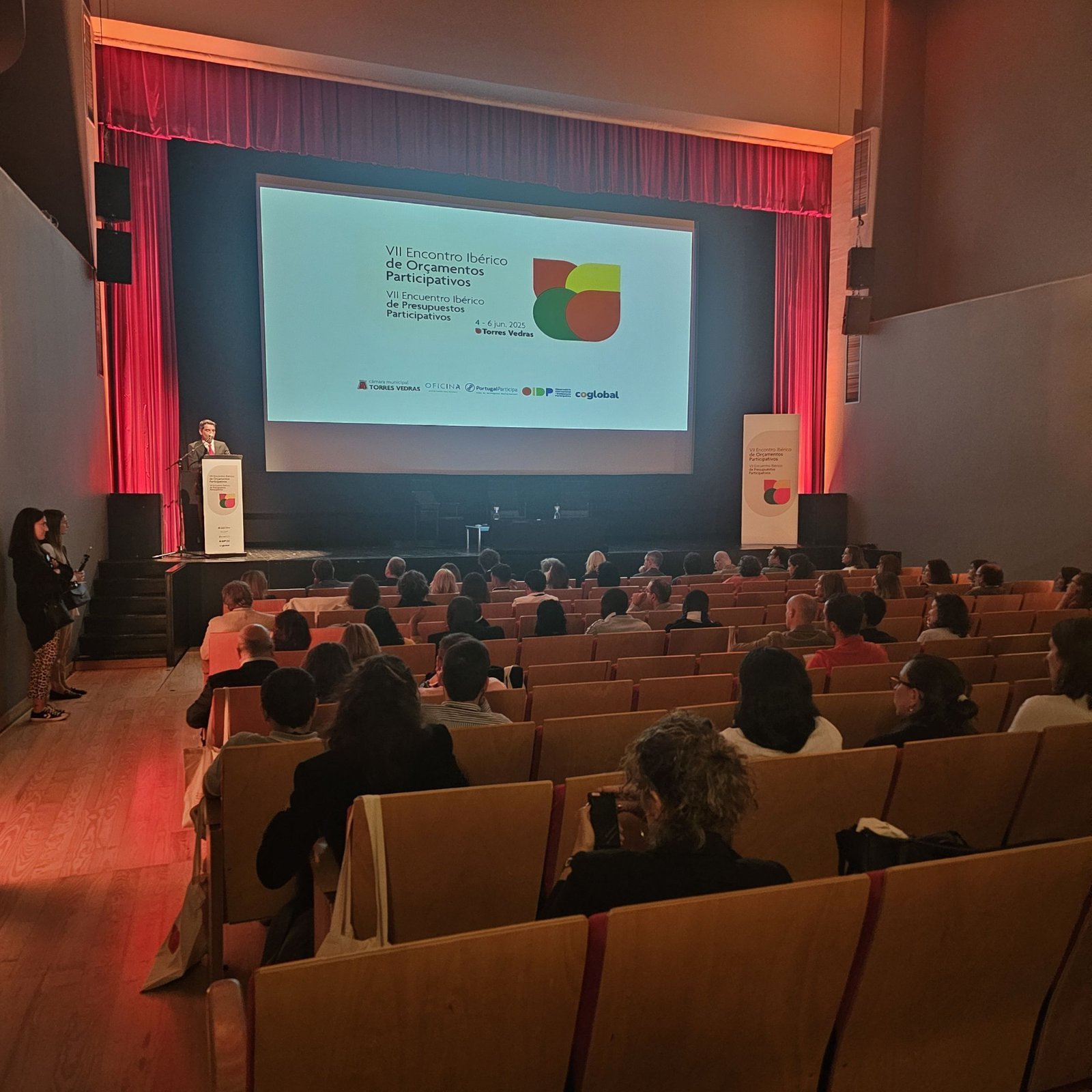 VII Encontro Ibérico de Orçamentos Participativos — Interpretação simultânea, equipamento — Turnip Portugal