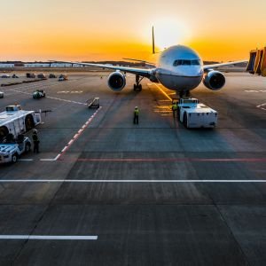 Acompanhamento de avaliação ao aeroporto e porto de Lisboa